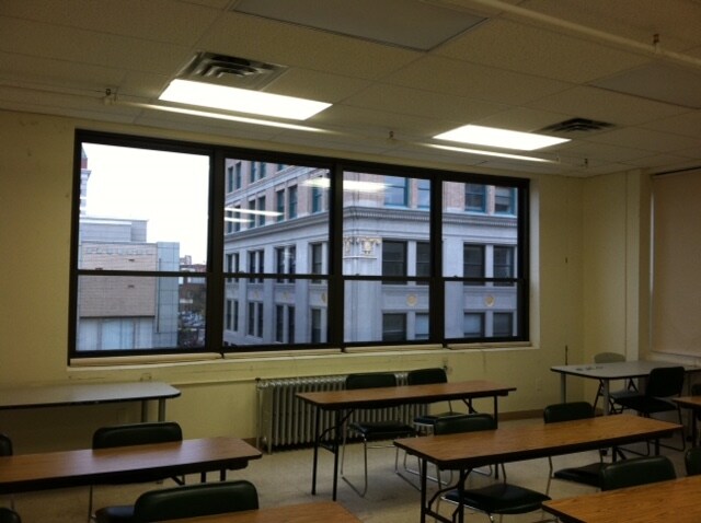 More Photos Of 910 Bergen Ave, Jersey City Office For Lease