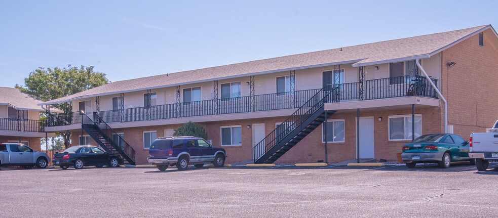 More Photos Of 334 S Archdale Dr, Pueblo West Apartments For Sale