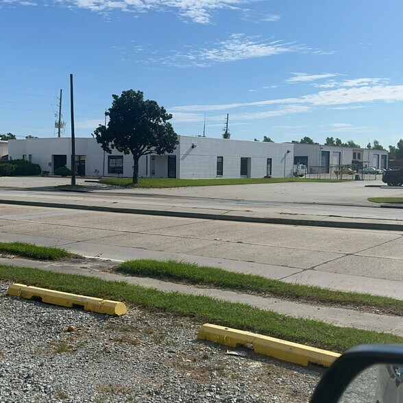 More Photos Of 9203 Highway 23, Belle Chasse Industrial For Lease