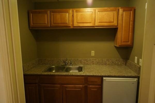 More Photos Of 300-302 N Tustin Ave, Santa Ana Office For Lease