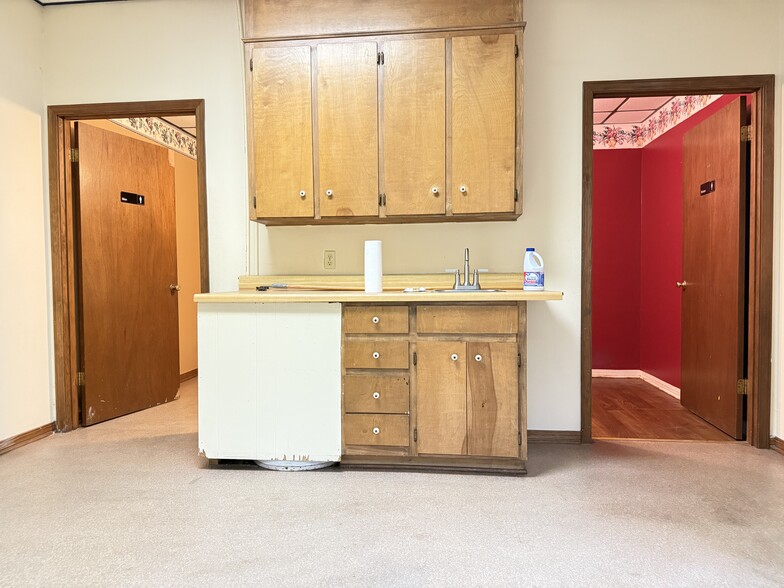 More Photos Of 803 Beverly Pky, Pensacola Parking Lot For Sale