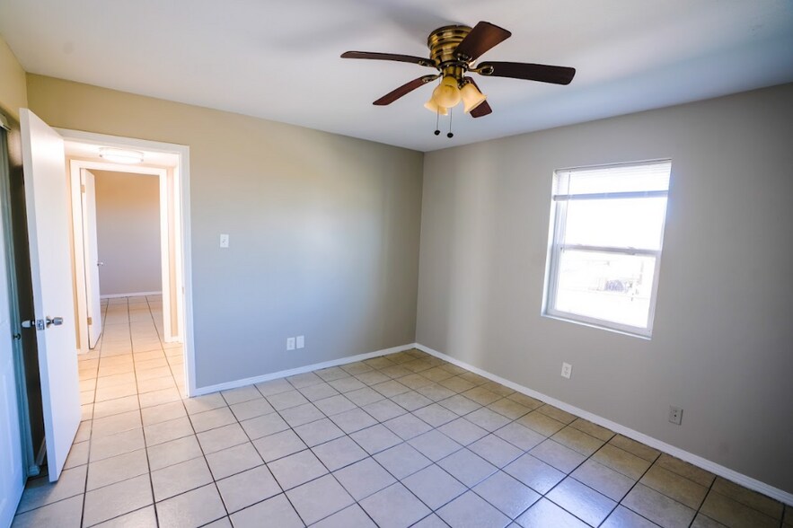 More Photos Of 15909 River Rd, Hahnville Apartments For Sale
