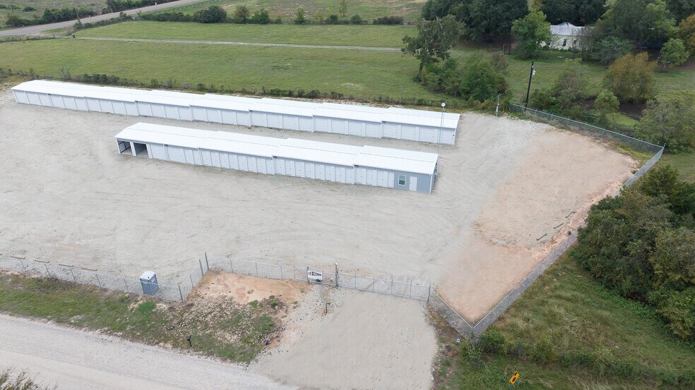 Primary Photo Of 3707 Matt Wright Rd, Navasota Self Storage For Sale