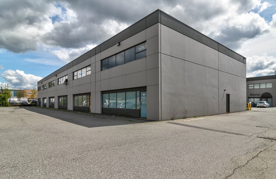 More Photos Of 17957 55th Ave, Surrey Warehouse For Sale