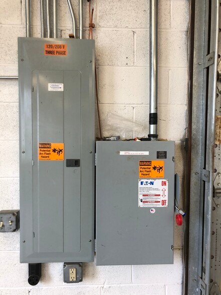 More Photos Of 2100 S 57th St, West Allis Warehouse For Sale