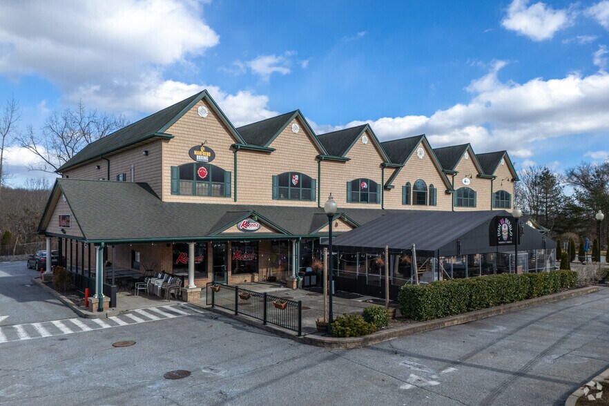 Primary Photo Of 55 Douglas Pike, Smithfield Bar For Sale