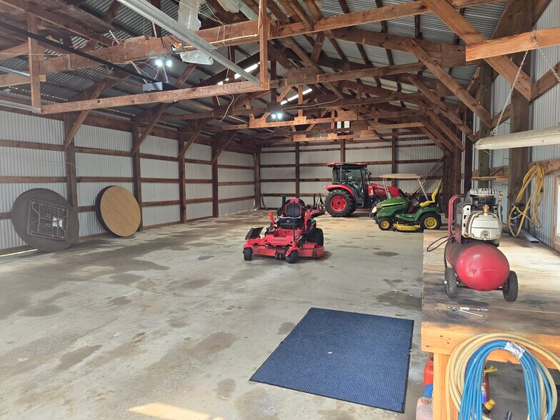 More Photos Of N8481 Kleba Rd, Hixton Flex For Sale