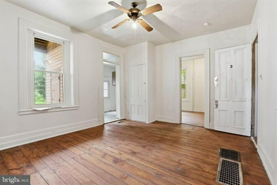 More Photos Of 233 W Chestnut St, Lancaster Apartments For Sale