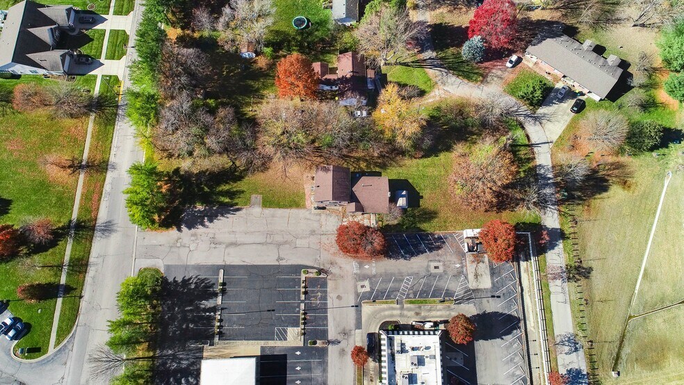 More Photos Of 2048 N Morton St, Franklin Office For Sale