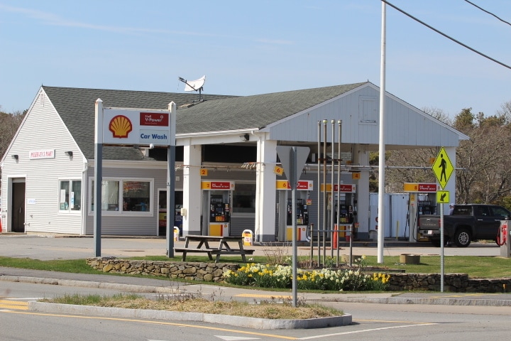 Primary Photo Of 1698 Main st, Chatham Service Station For Sale