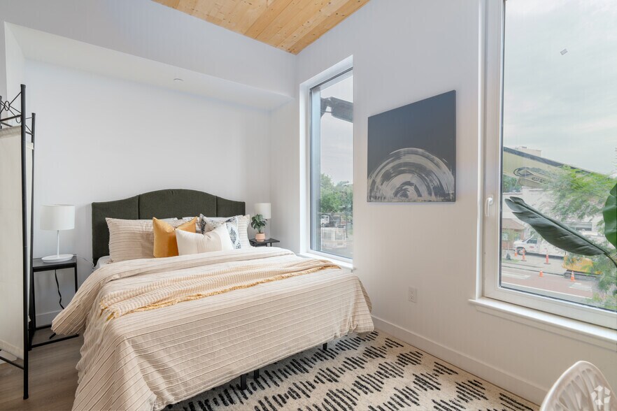 More Photos Of 154 Broadway, Somerville Apartments For Lease