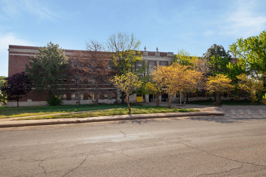 More Photos Of 311 N A St, Wellington Schools For Sale
