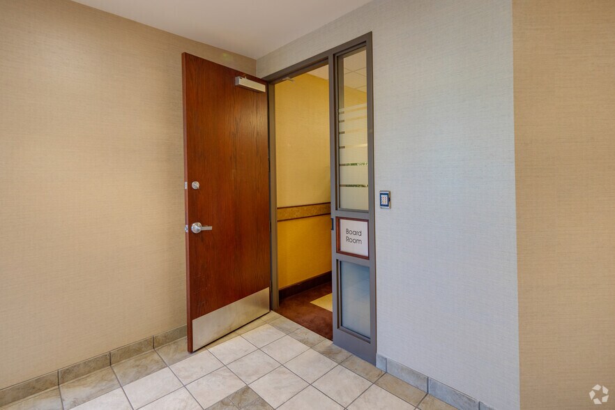 More Photos Of 5455 152nd St, Surrey Unknown For Lease