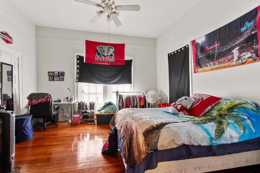 More Photos Of 1021 Queen City Ave, Tuscaloosa Multifamily For Sale