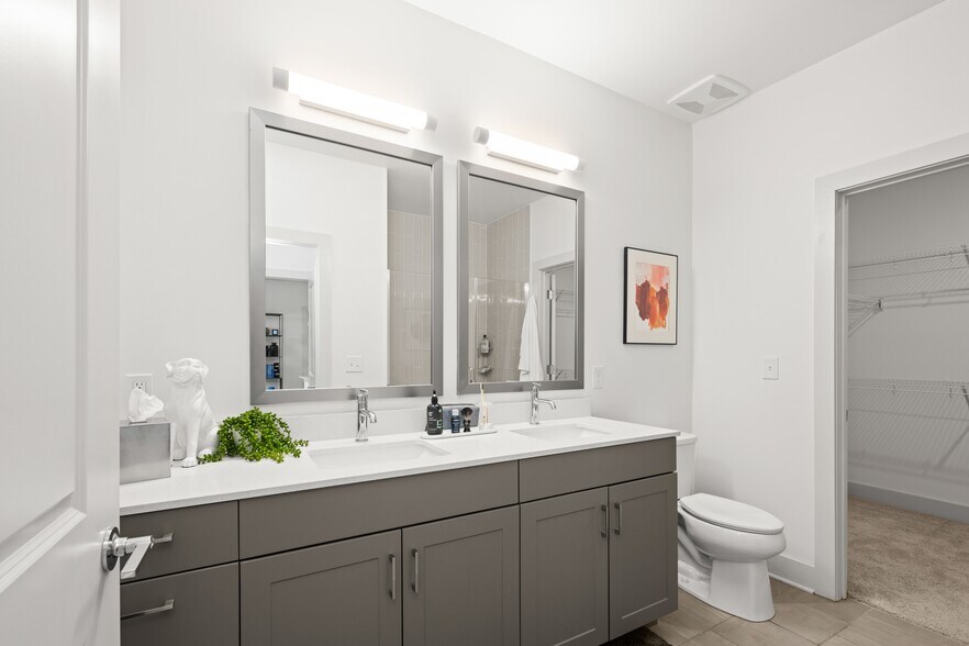More Photos Of 145 New Bern St, Charlotte Apartments For Lease