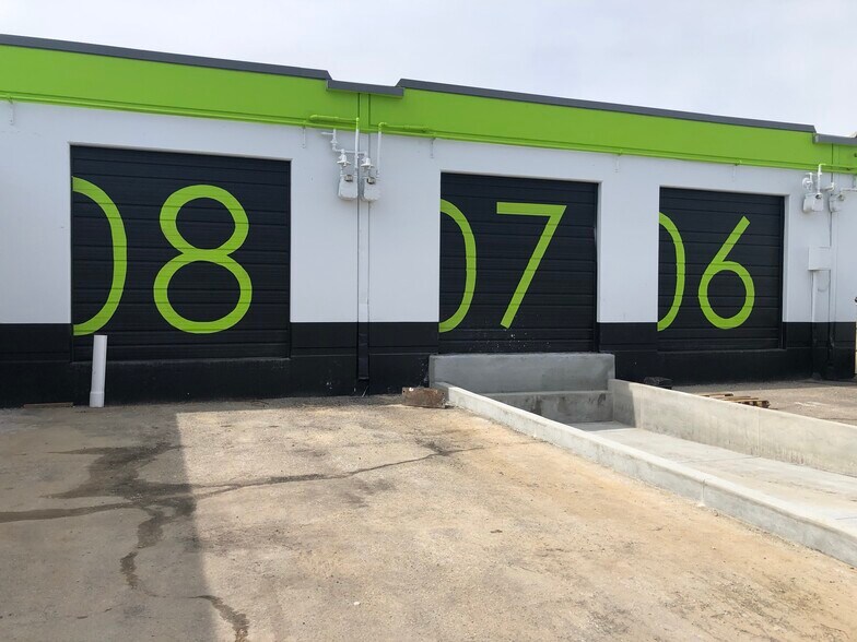 More Photos Of 3700 Havana St, Denver Unknown For Lease