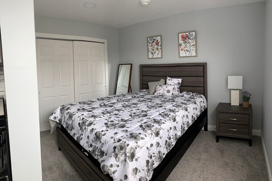 More Photos Of 797 E Market St, Akron Apartments For Sale