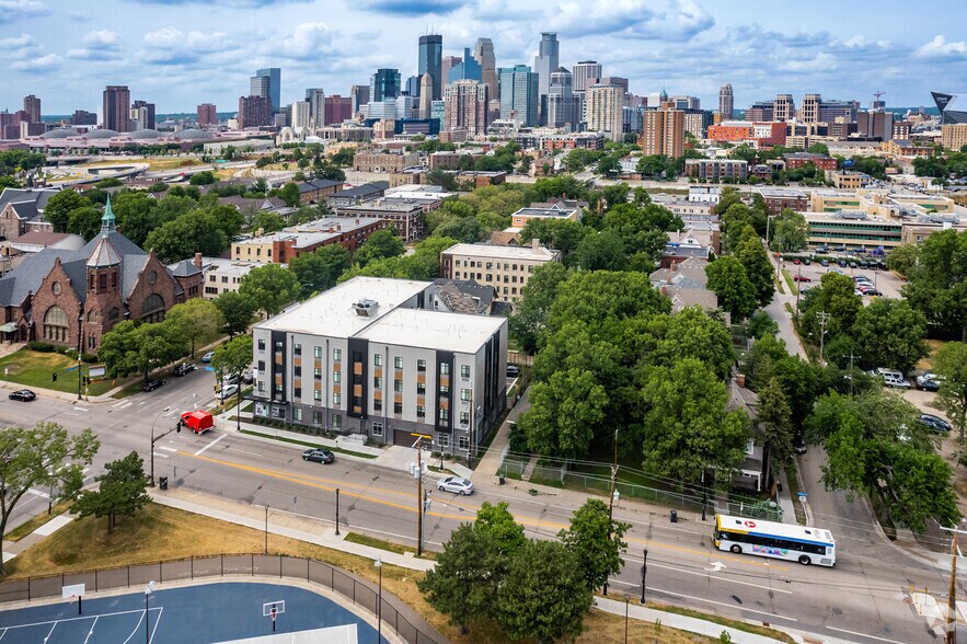 More Photos Of 1935 Park Ave, Minneapolis Apartments For Sale