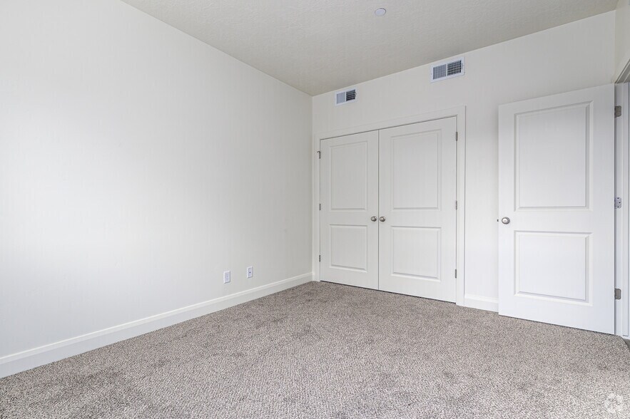More Photos Of 36 W 1600 N, Sunset Apartments For Sale