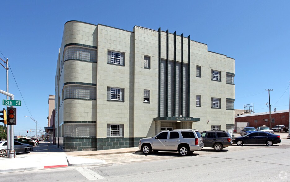 More Photos Of 131 E 12th St, Ada Office For Sale