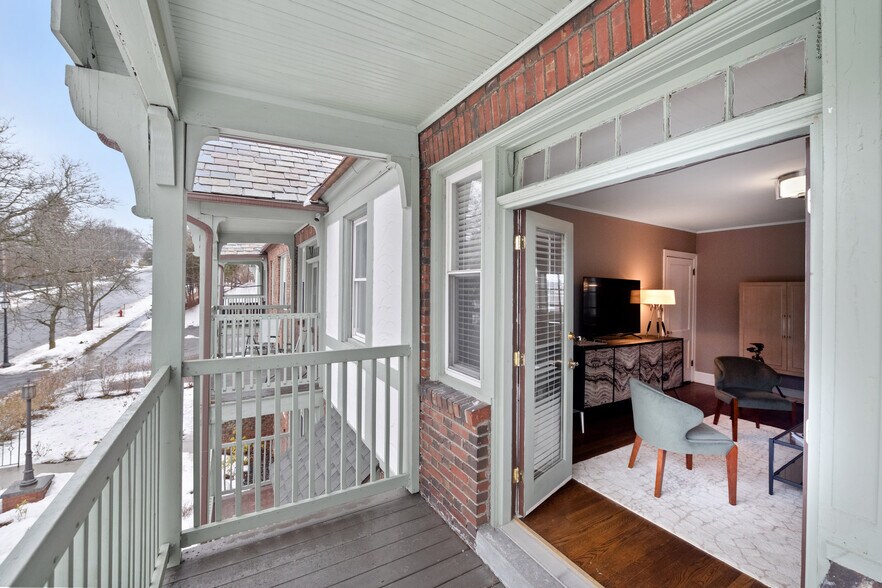 More Photos Of 109 Brookford Rd, Syracuse Apartments For Sale