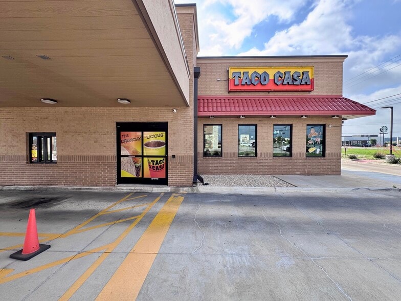 More Photos Of 3201 W Stan Schlueter Loop, Killeen General Retail For Sale