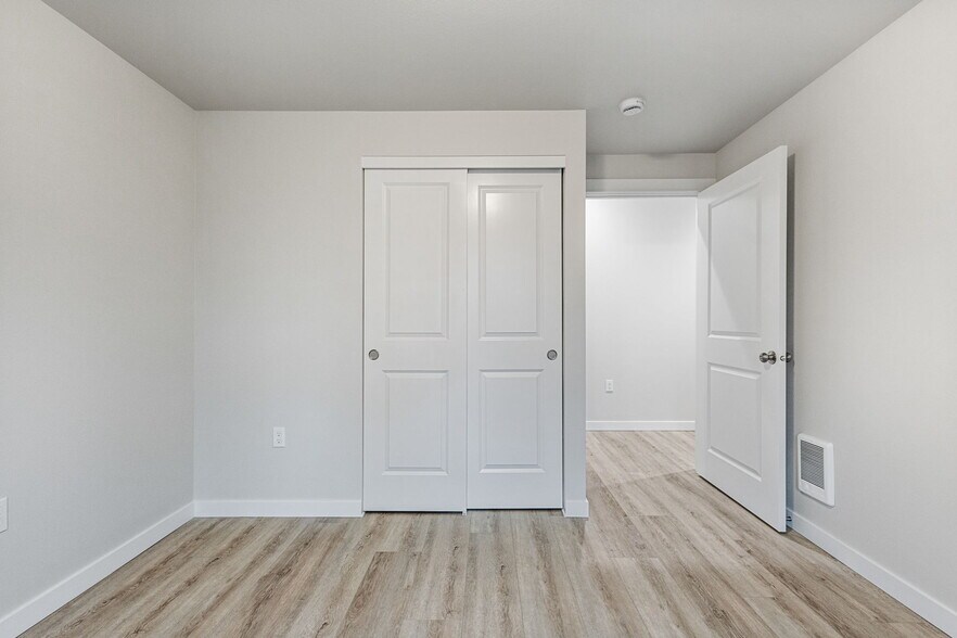 More Photos Of 1183 37TH Ct, Sweet Home Multifamily For Sale