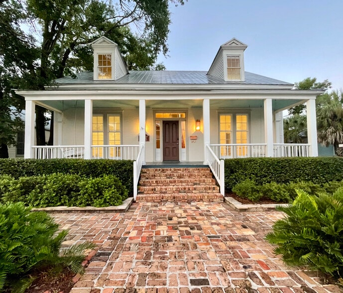 More Photos Of 245 Intendencia St, Pensacola Office Residential For Sale