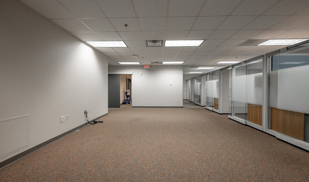 More Photos Of 610 Jones Ferry Rd, Carrboro Medical For Sale