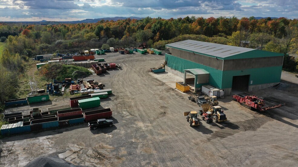 More Photos Of 750 Grand Rang Saint-François, Saint-pie Industrial For Sale