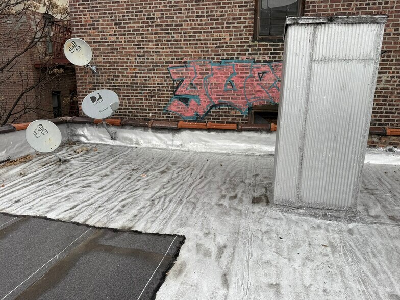 More Photos Of 2017 Albemarle Rd, Brooklyn Apartments For Sale