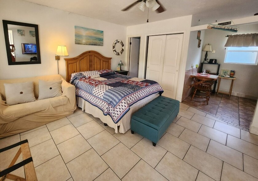 More Photos Of 415 Hamden Dr, Clearwater Beach Hotel For Sale