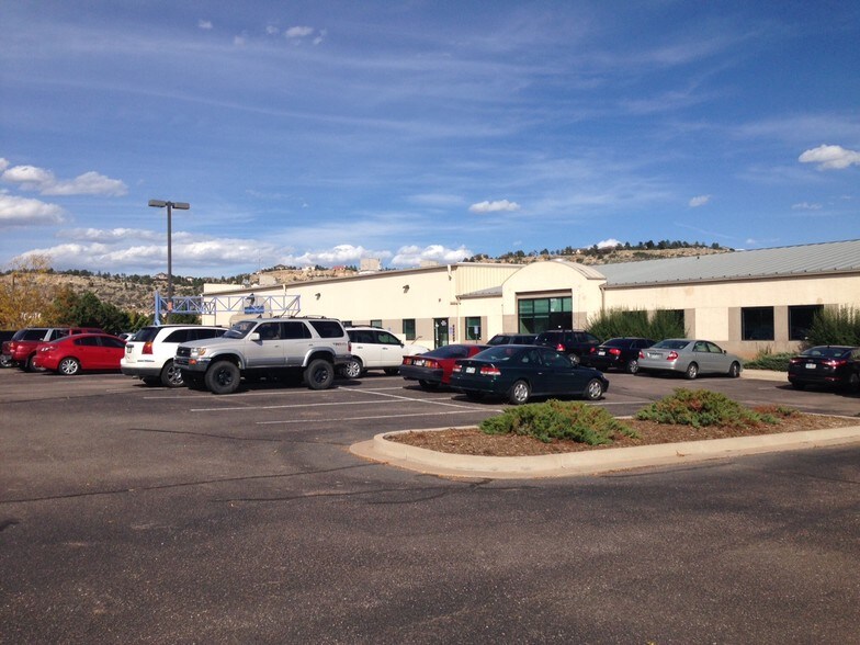 More Photos Of 1610 W Garden of the Gods Rd, Colorado Springs Manufacturing For Lease