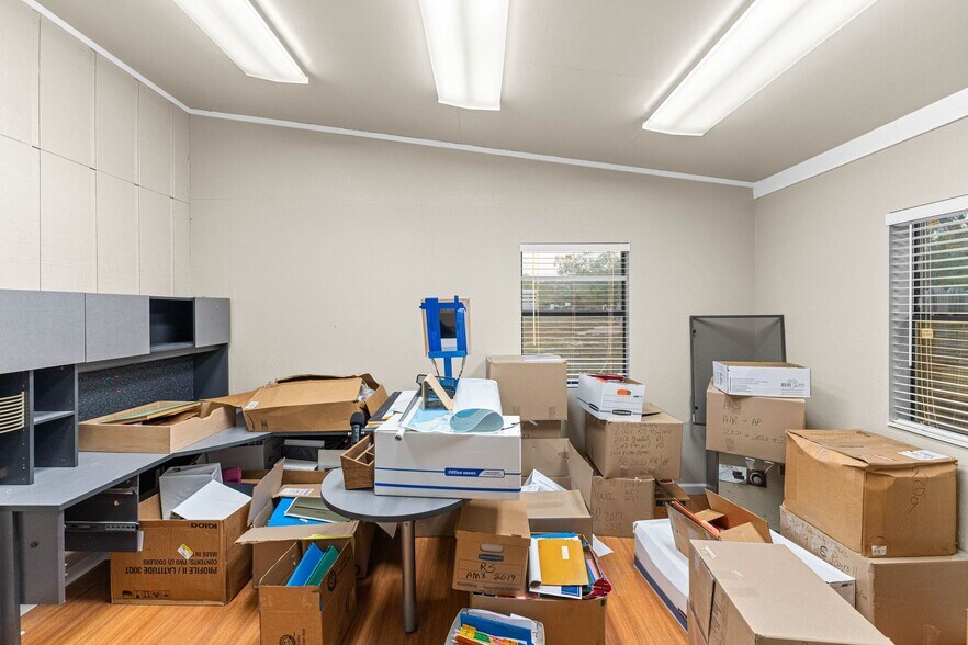 More Photos Of 4514 Billy Sames, Adkins Land For Sale