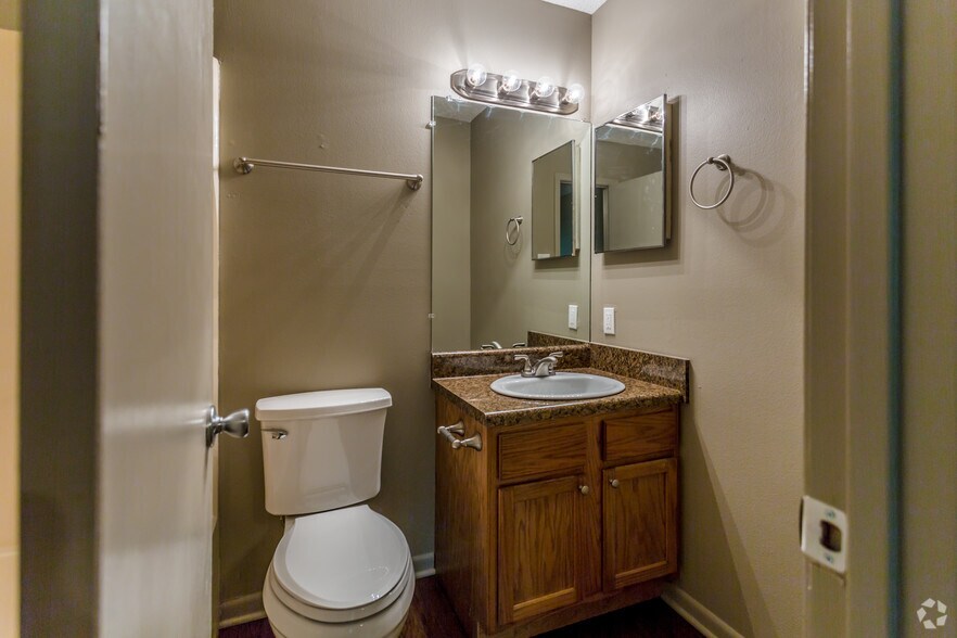 More Photos Of 225 Keightly Dr, Little Rock Apartments For Sale