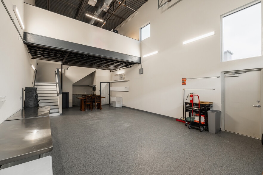 More Photos Of 1435 FM 1463 Rd, Katy Showroom For Sale