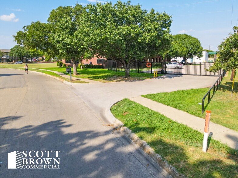 More Photos Of , Denton Unknown For Sale