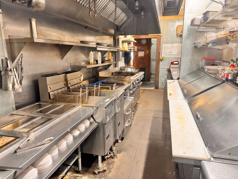 More Photos Of 206 E Aspen Ave, Fruita Storefront Retail Office For Sale