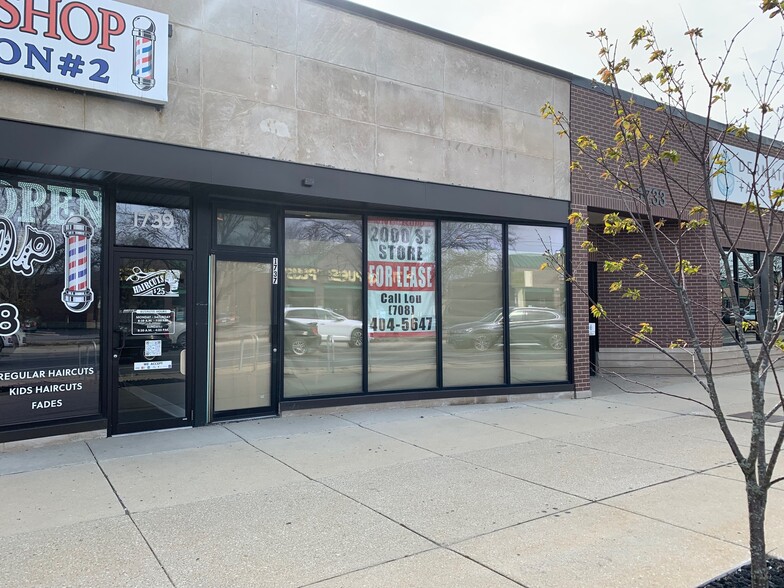Primary Photo Of 1733-1739 N Harlem Ave, Chicago Storefront For Lease