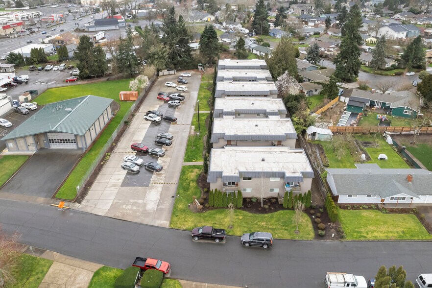More Photos Of 1570 James St, Woodburn Apartments For Sale