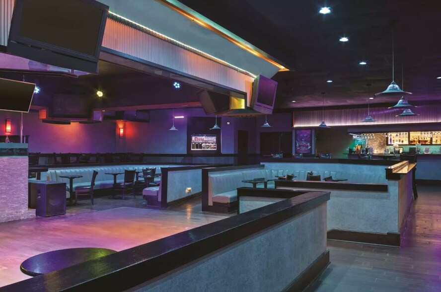 More Photos Of 2540 Meacham Blvd, Fort Worth Hotel For Sale