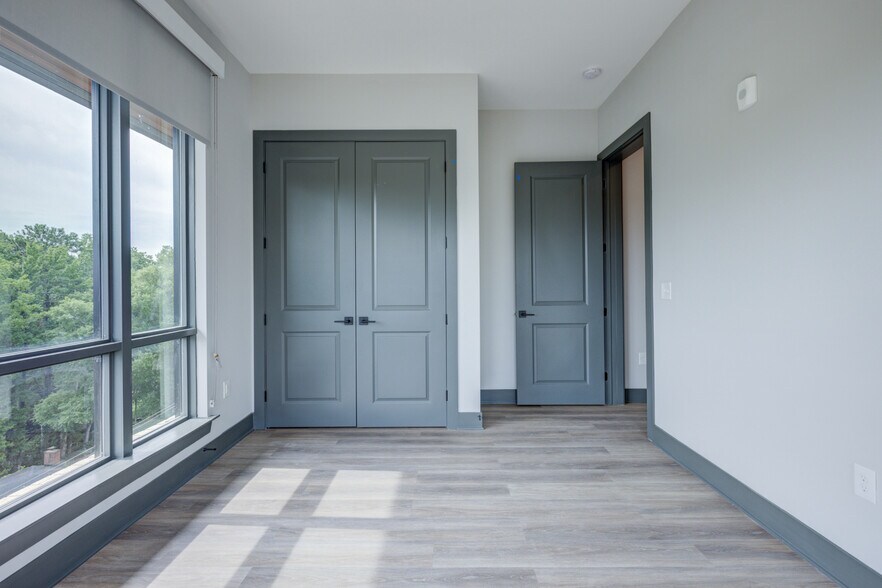 More Photos Of 352 S Walker St, Cary Apartments For Lease