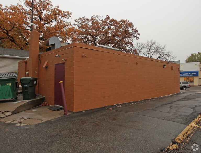 More Photos Of 1325 Randolph Ave, Saint Paul Freestanding For Sale