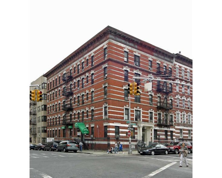 More Photos Of 15 Wadsworth Ave, New York Apartments For Lease