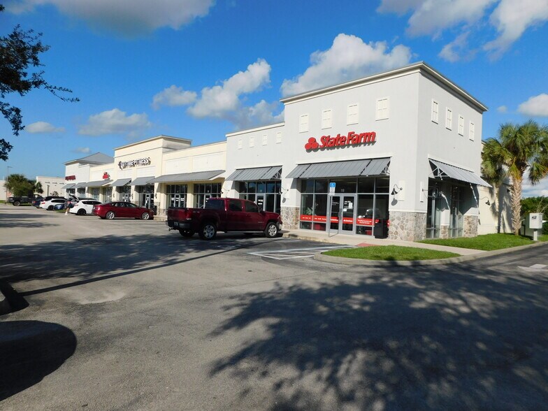 Primary Photo Of 9360 90th Ave, Sebastian General Retail For Lease