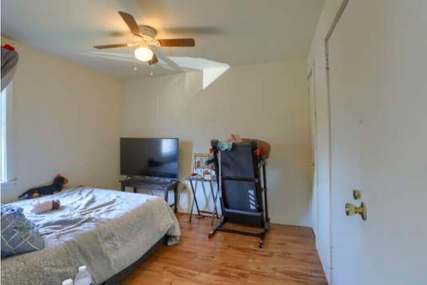 More Photos Of 10826 Horse Valley Rd, East Waterford Apartments For Sale