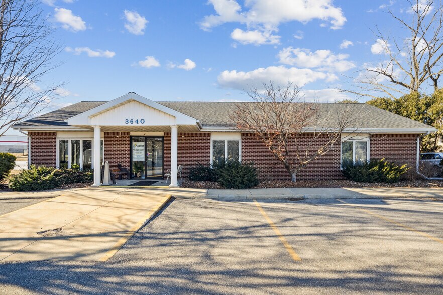 Primary Photo Of 3640 Canterbury Ct, Waterloo Healthcare For Sale