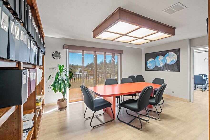 More Photos Of 2828 Easy St, Placerville Office For Sale