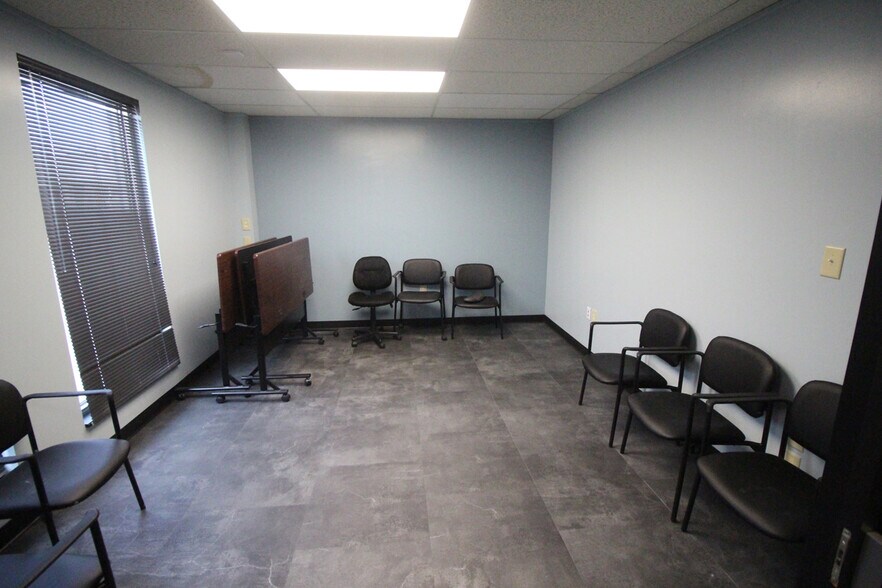 More Photos Of 4006 N Keystone Ave, Indianapolis Medical For Sale