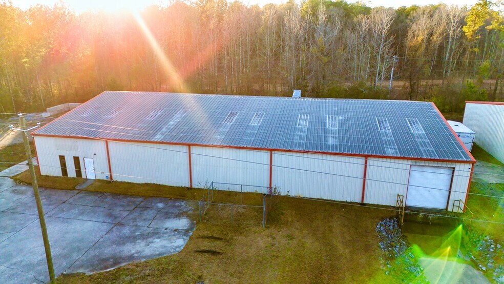 More Photos Of 90 Bama Ln, Clanton Warehouse For Sale
